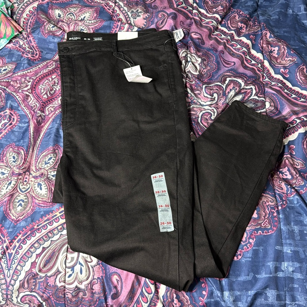 NWT Old Navy Women’s Black Extra High‎ Rise Rockstar Skinny Jean Plus Size 26